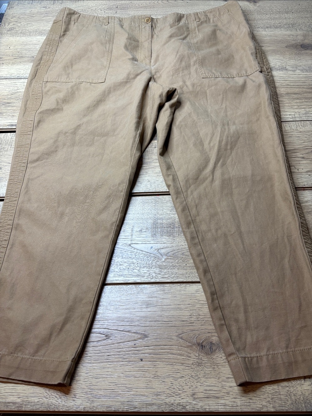Women’s Talbots  Slim Cargo Khaki Pants  in Tan Size 22W NWT